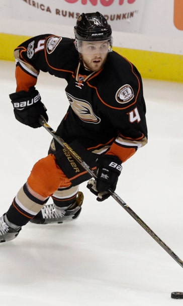 Ducks keep G Cam Fowler, grab G Ryan Miller in free agency